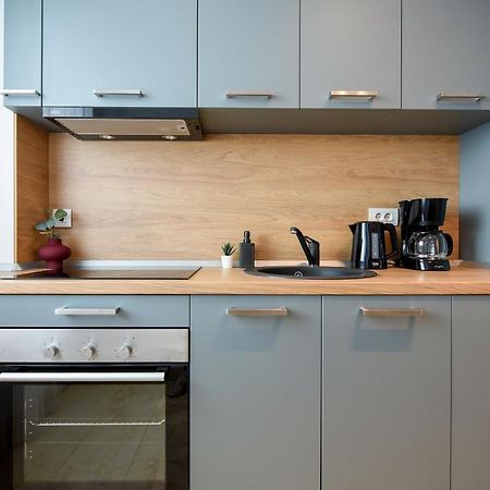 Eye Candy Romexpo 2-Bedroom With Free Parking Bucharest Exterior photo